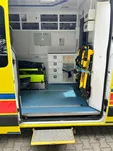 AMBULANS Renault Master / r. 2023 / nosze elektryczne KARTSANA BRAVA z przejściem | OFERTA POKAZOWA - 12