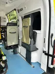 AMBULANS Renault Master / r. 2023 / nosze elektryczne KARTSANA BRAVA z przejściem | OFERTA POKAZOWA - 14
