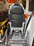AMBULANS FORD TRANSIT / r. 2017 / z noszami Stryker M-1 i rampą - 17