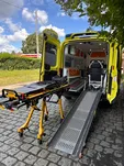 AMBULANS FORD TRANSIT / r. 2017 / z noszami Stryker M-1 i rampą - 35