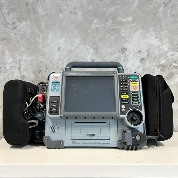 Defibrylator LIFEPAK 15 / polskie menu / polski panel przyciskowy