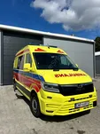 AMBULANS MAN TGE, r. 2020 z przejściem / Nosze elektryczne KARTSANA - 4