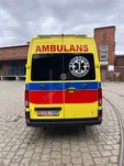 AMBULANS VW CRAFTER / 4x4 / moc 177 km / r. 2019 / z noszami elektrycznymi Kartsana - 4