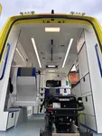 AMBULANS VW CRAFTER / 4x4 / moc 177 km / r. 2019 / z noszami elektrycznymi Kartsana - 41