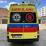 AMBULANS MAN TGE, r. 2020 z przejściem / Nosze elektryczne KARTSANA - 5